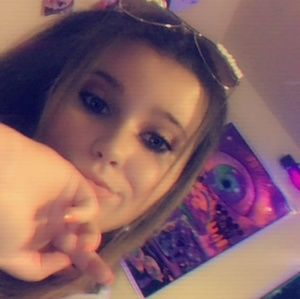 Meet your Posher, Marissa